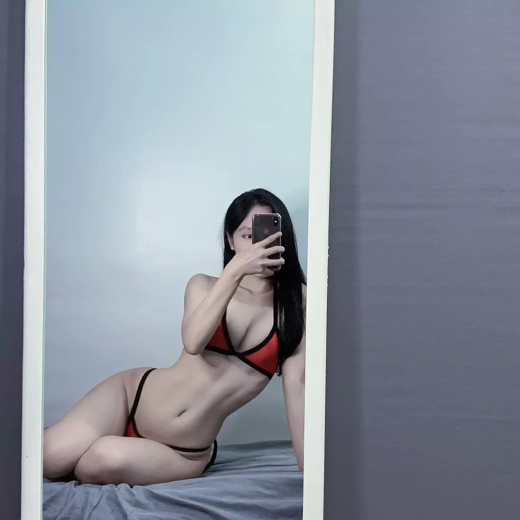 Đắm chìm trước loạt ảnh cosplay nude của nữ onlyfans Lâm Thị Tú Hòa 15 Đắm chìm trước loạt ảnh cosplay nude của nữ onlyfans Lâm Thị Tú Hòa - ảnh 14